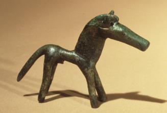 Cauldron attachment in the form of a horse