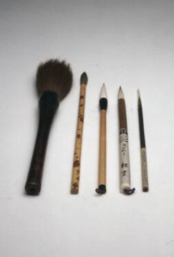 Assorted Brushes