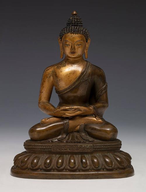 Surasmi Buddha with “Meditation” Hand Gesture