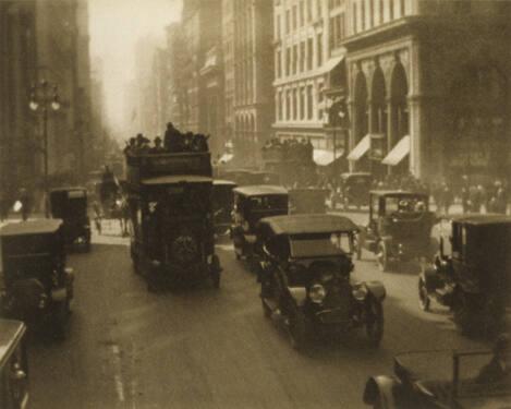 Mercedes Autobus, Fifth Avenue & 38th Street, New York