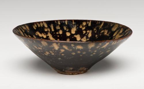 Tea Bowl with "Tortoise-Shell" Glaze