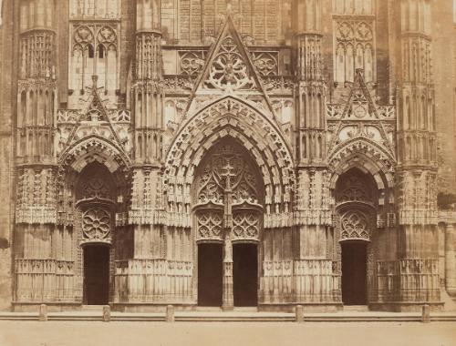 Notre-Dame Entryway