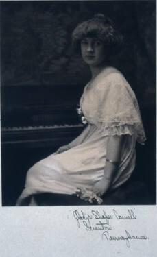 Portrait of Gladys Shafer Counell, Scranton, Pennsylvania