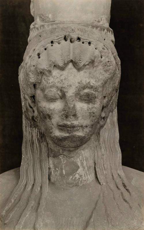 The Treasury of the Siphnians at Delphi. Studies in the History and Criticism of Sculpture, Volume IV