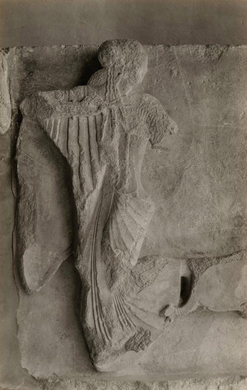 The Treasury of the Siphnians at Delphi. Studies in the History and Criticism of Sculpture, Volume IV