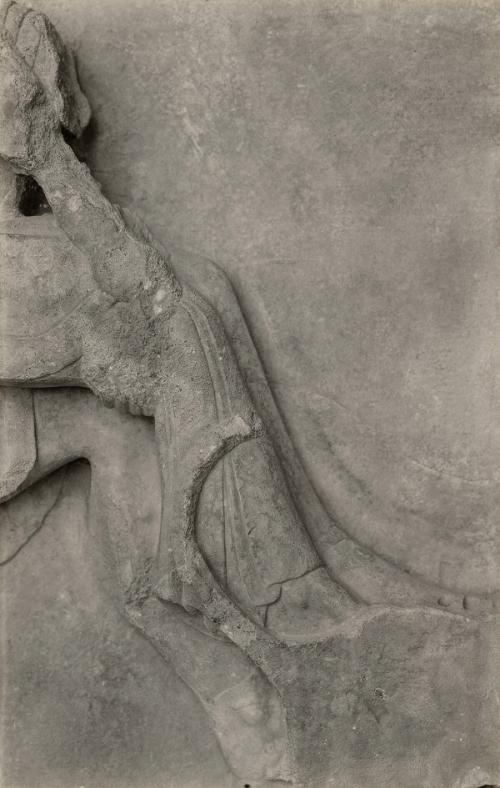 The Treasury of the Siphnians at Delphi. Studies in the History and Criticism of Sculpture, Volume IV