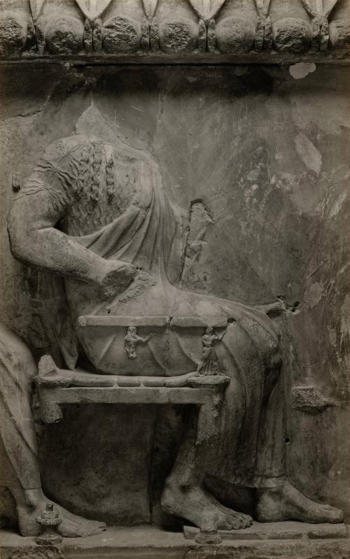 The Treasury of the Siphnians at Delphi. Studies in the History and Criticism of Sculpture, Volume IV
