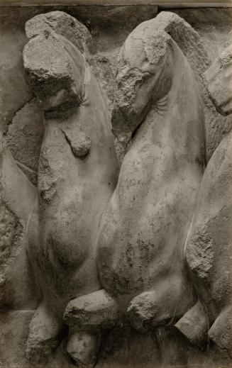 The Treasury of the Siphnians at Delphi. Studies in the History and Criticism of Sculpture, Volume IV