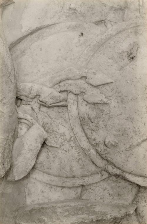 The Treasury of the Siphnians at Delphi. Studies in the History and Criticism of Sculpture, Volume IV