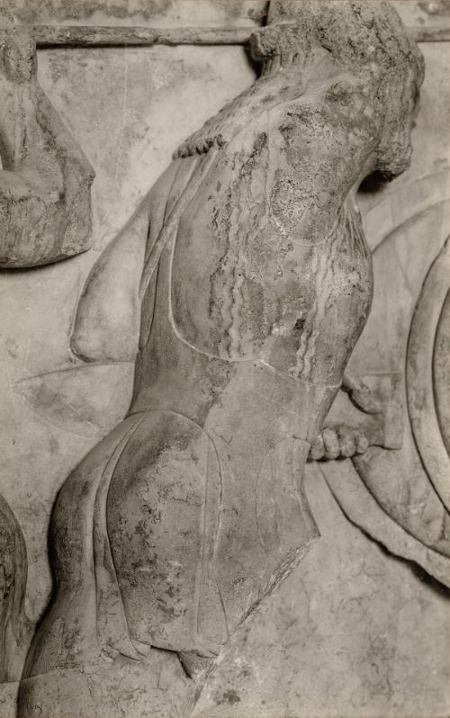 The Treasury of the Siphnians at Delphi. Studies in the History and Criticism of Sculpture, Volume IV