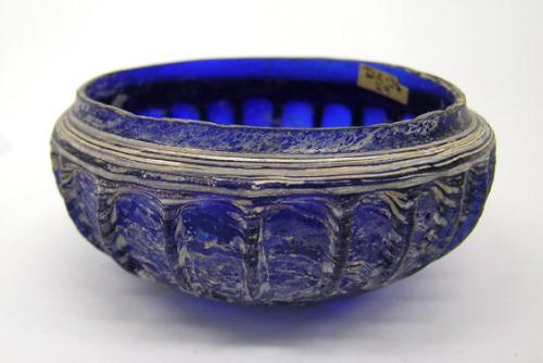 Ribbed bowl