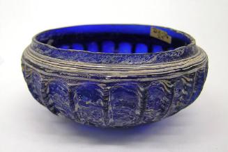 Ribbed bowl