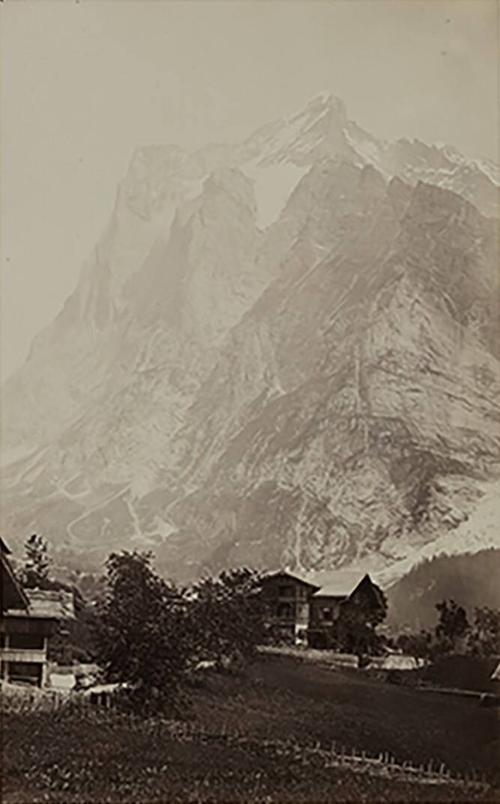 Wetterhorn En La Chaten De L'Aigle (Suisse)