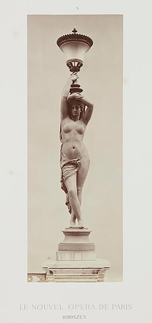 Le Nouvel Opera de Paris, Bronzes (nude figure lamppost)