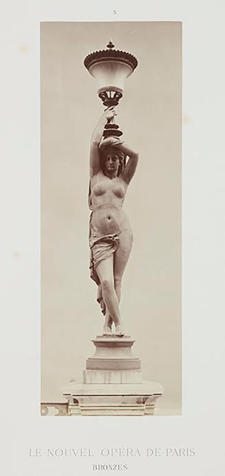 Le Nouvel Opera de Paris, Bronzes (nude figure lamppost)