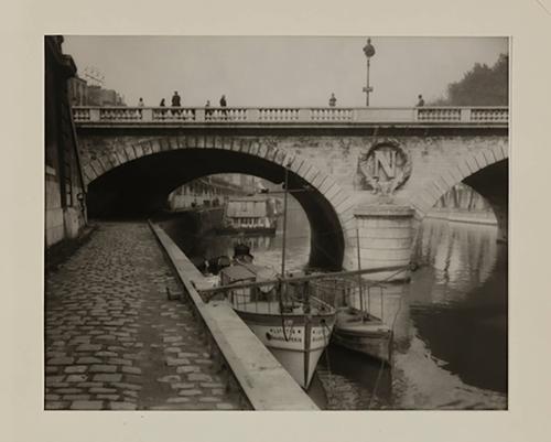 The Pont Saint-Michel