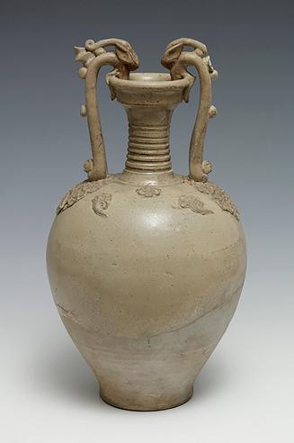 Amphora with Dragon-head Handles